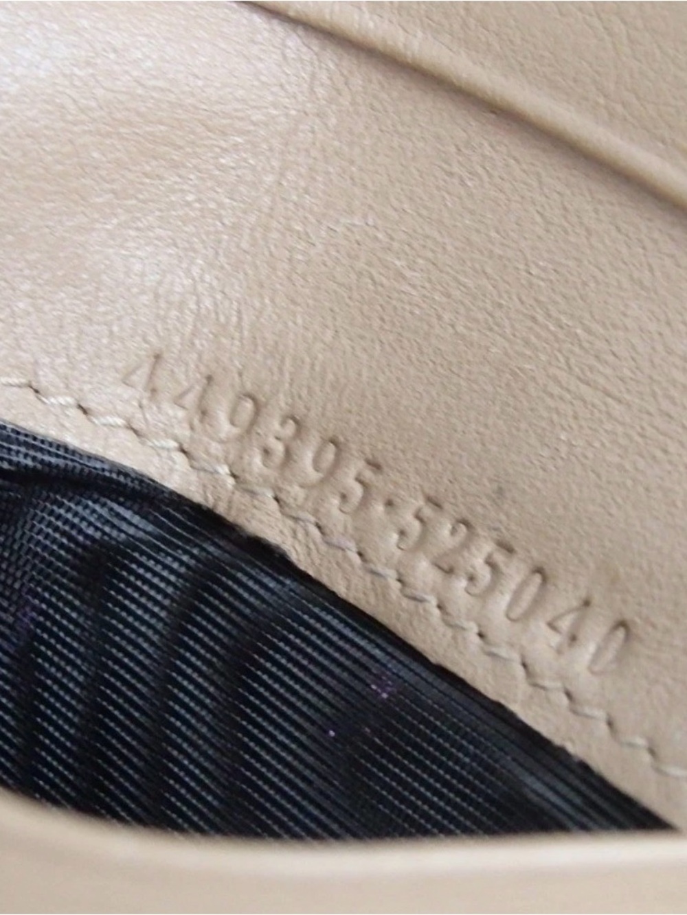 GUCCI Guccissima Leather Bifold Wallet ๐๐ฅ - Picture 5 of 16